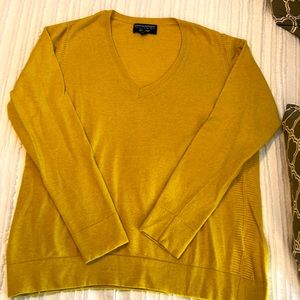 Banana republic sweater